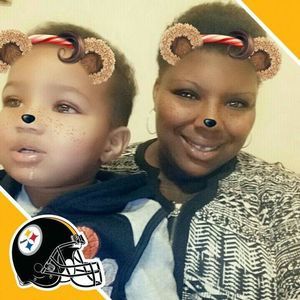 Meet your Posher, Exie